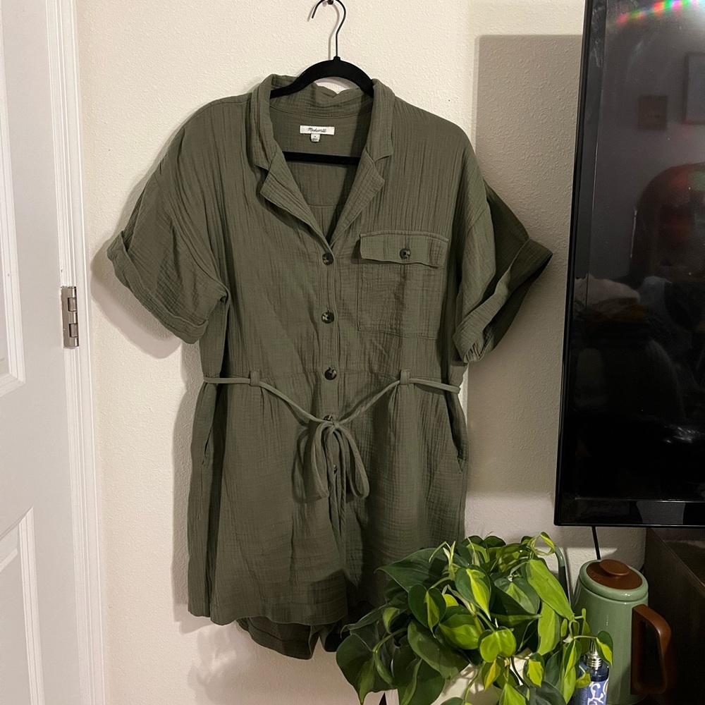 Madewell Lightspun Belted Safari Romper